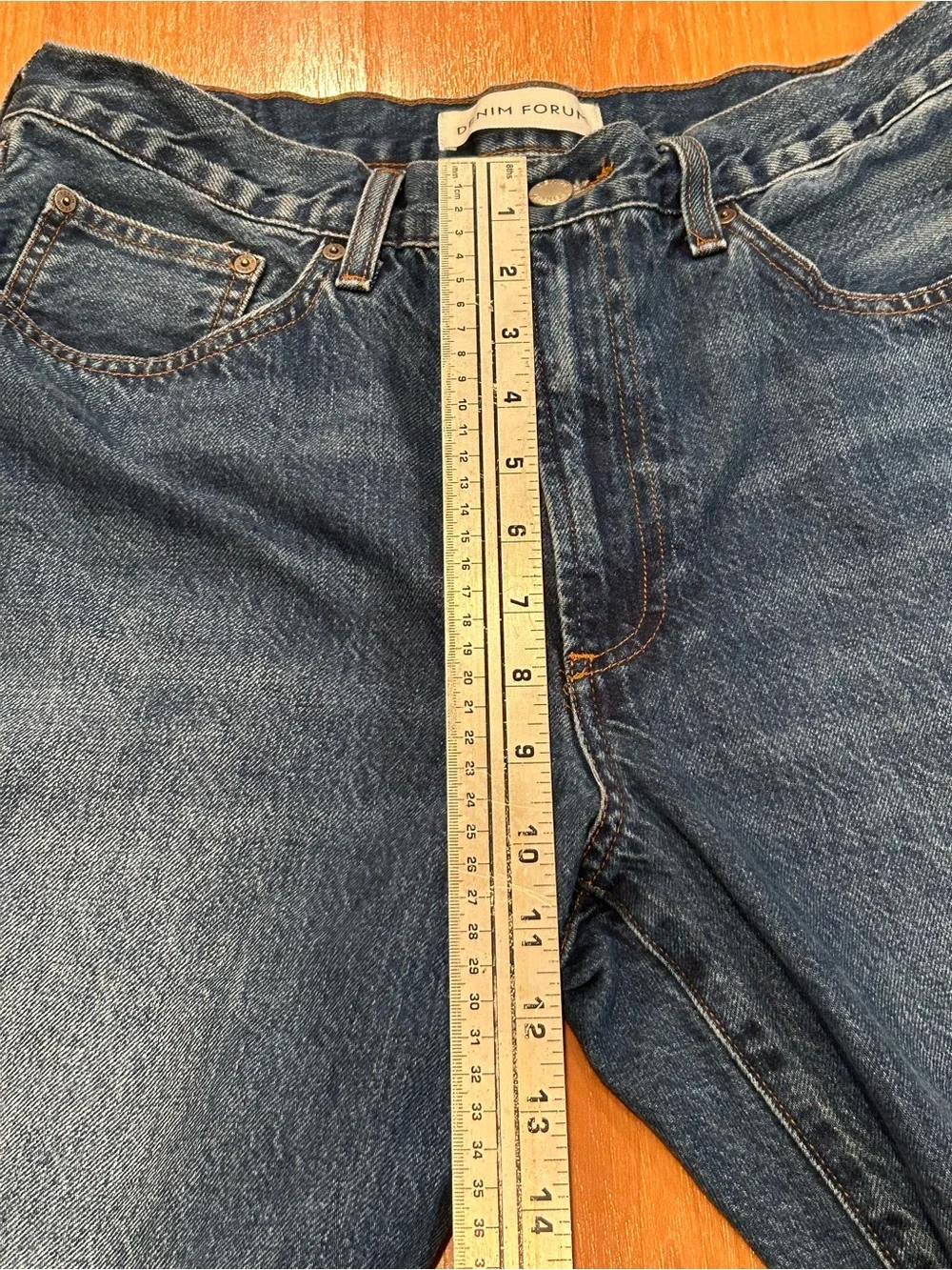 Aritzia Denim Forum The 90s Marlo High-Rise Baggy Jeans in Medium Blue Wash